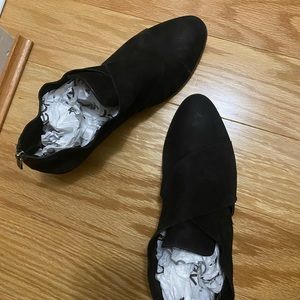 Eileen Fisher Vero Cuoio Ankle Zipper - Black 11